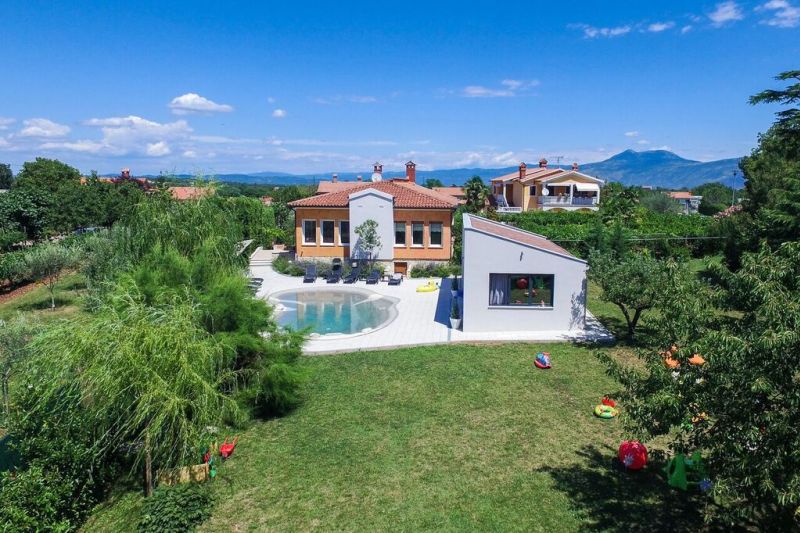 Luksuzna kuća za odmor sa bazenom Nedešćina, Rabac, Istra, Hrvatska